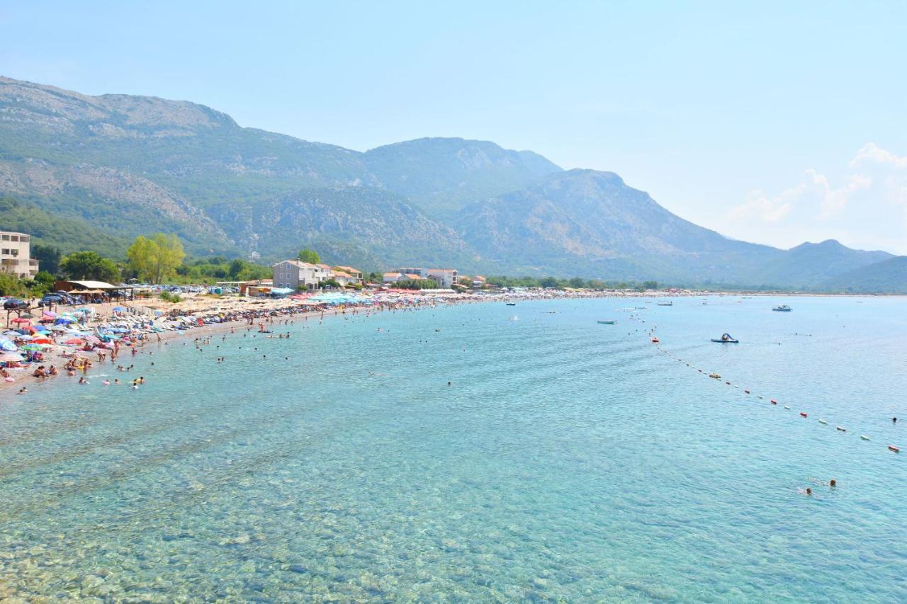 Apartments Siljak Petrovac Bagian luar foto