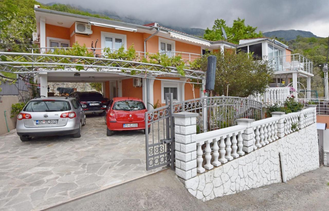 Apartments Siljak Petrovac Bagian luar foto