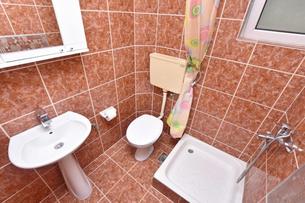 Apartments Siljak Petrovac Bagian luar foto