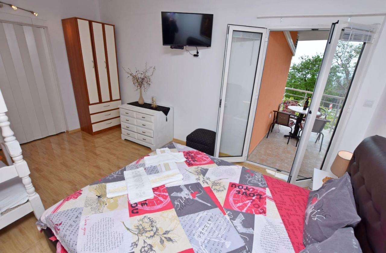 Apartments Siljak Petrovac Bagian luar foto