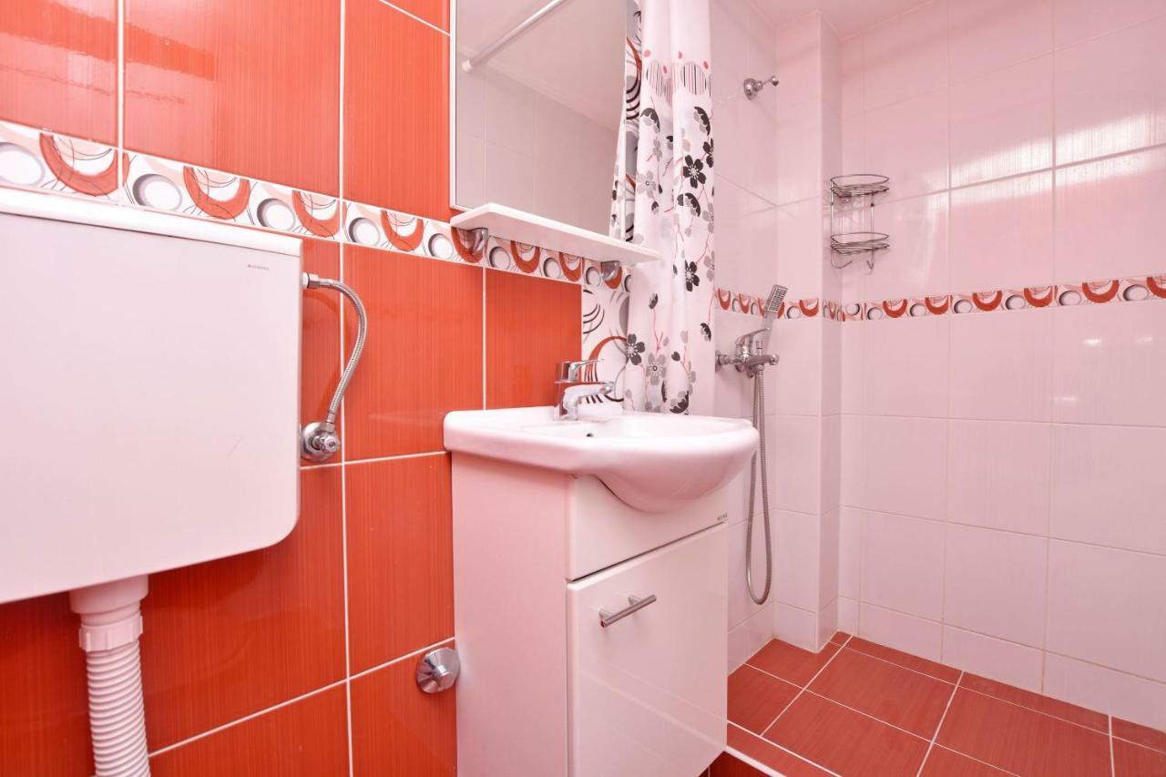 Apartments Siljak Petrovac Bagian luar foto
