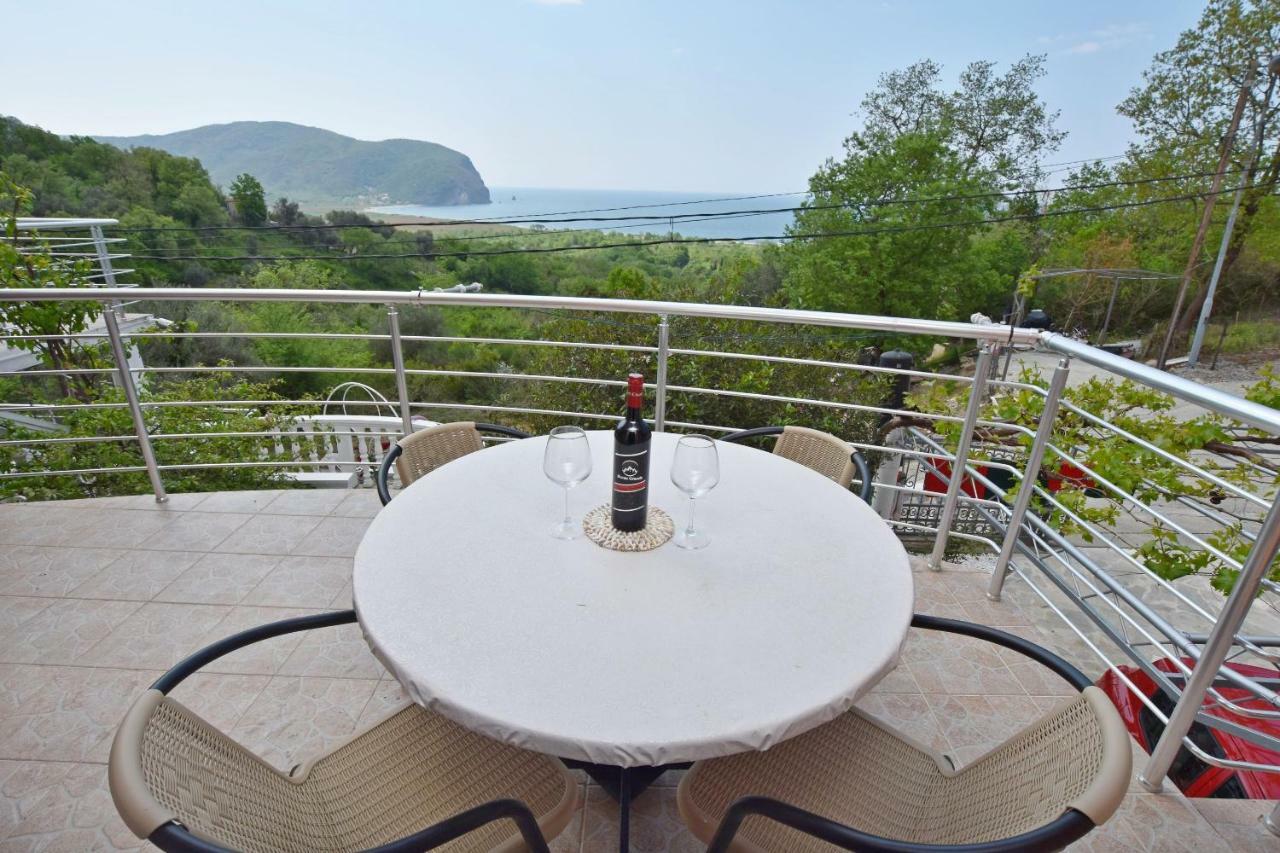 Apartments Siljak Petrovac Bagian luar foto