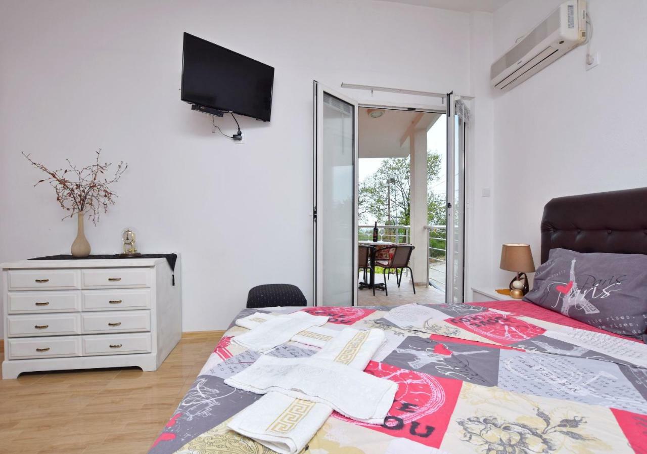 Apartments Siljak Petrovac Bagian luar foto