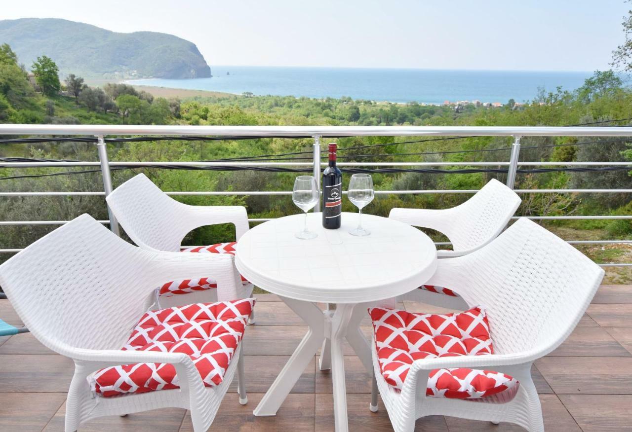 Apartments Siljak Petrovac Bagian luar foto